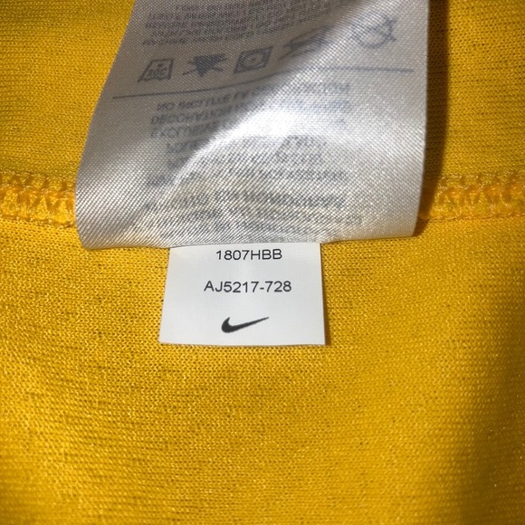 Nike Los Angeles Lakers Jersey Mens Large LeBron James #23 Yellow Basketball - Picture 10 of 10